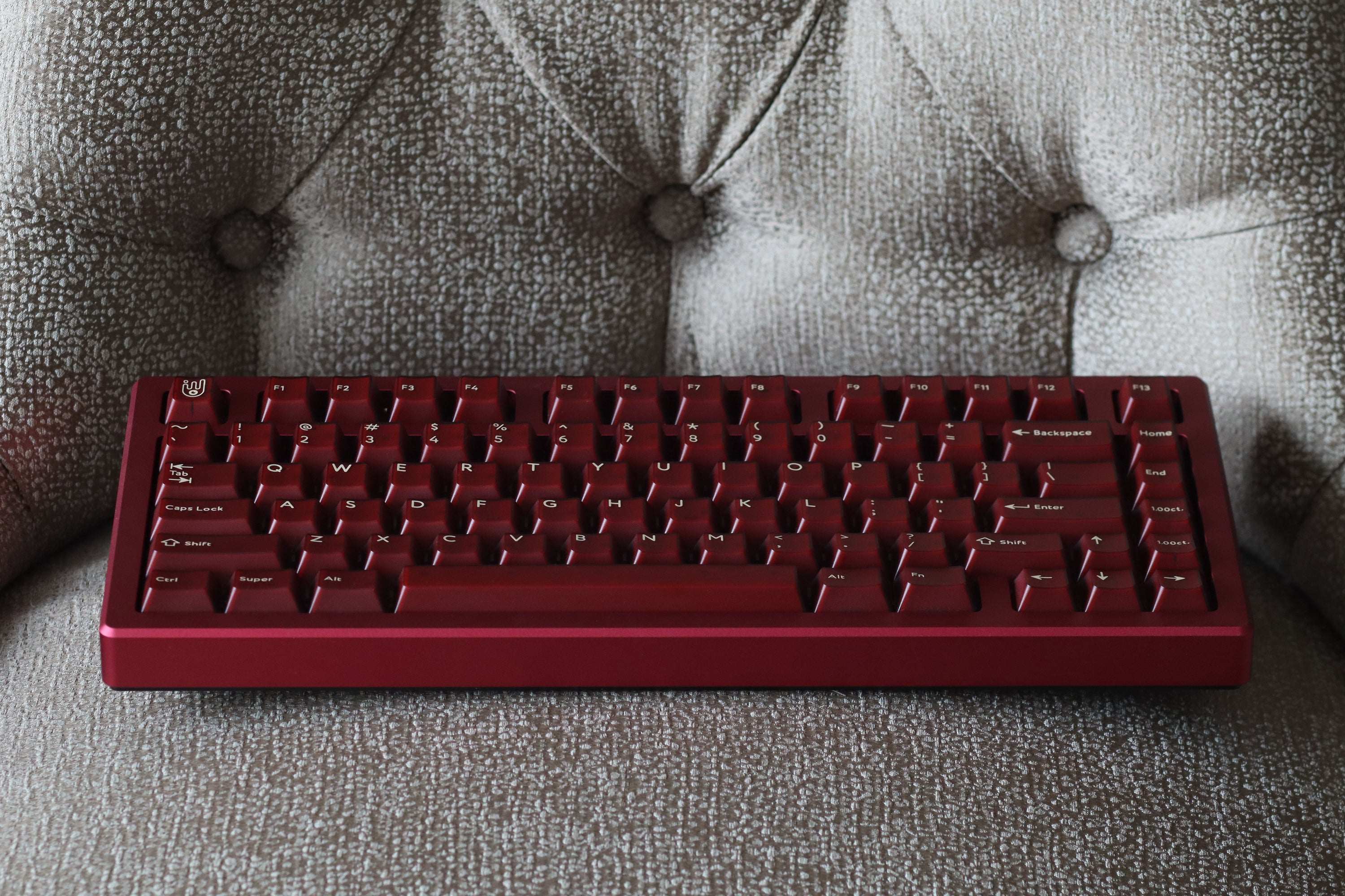 [Group-Buy] Jris75 PCB Gasket Mount Keyboard Kit - Wine Red&Black（Alu Weight）
